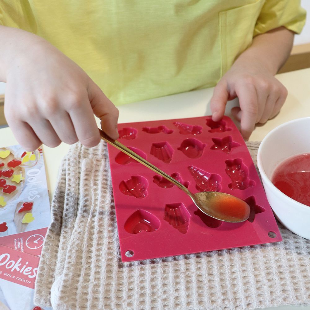 Préparation des bonbons citron et fraise